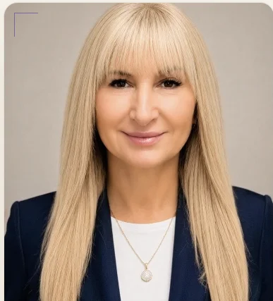 Tracey Twarog, President & Founder · Licensed Agent